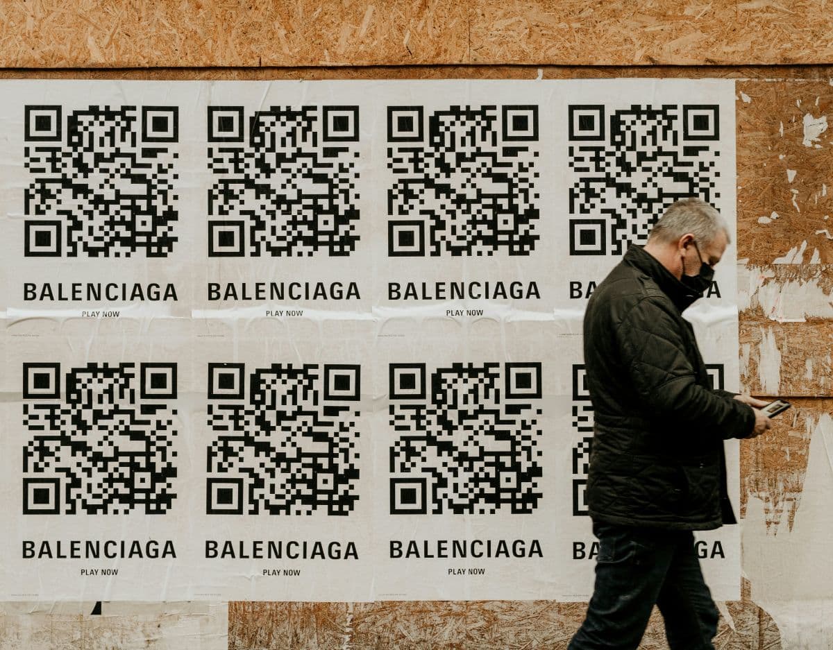 7 Ways Businesses Are Using QR Codes in 2026 (And How You Can Too)